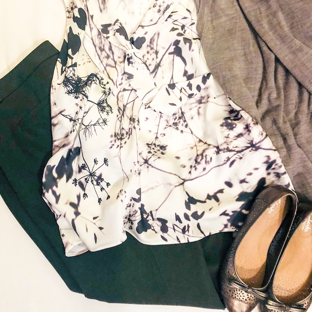 Banana Republic Olive Green Casual Pant